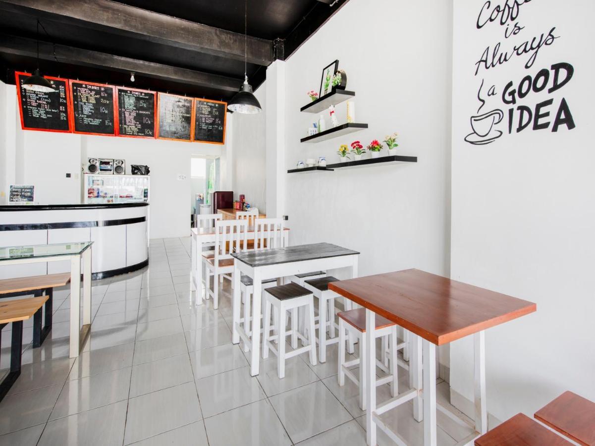 Oyo 3746 Double Tree Guesthouse Purwokerto Esterno foto