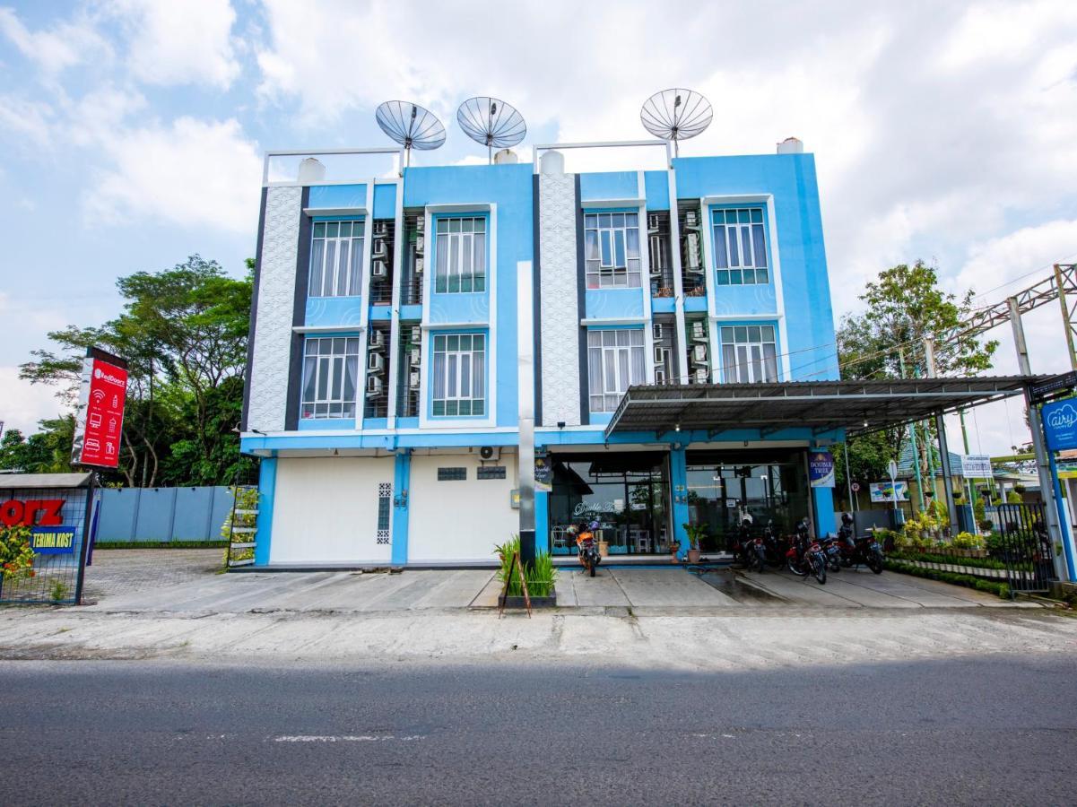 Oyo 3746 Double Tree Guesthouse Purwokerto Esterno foto