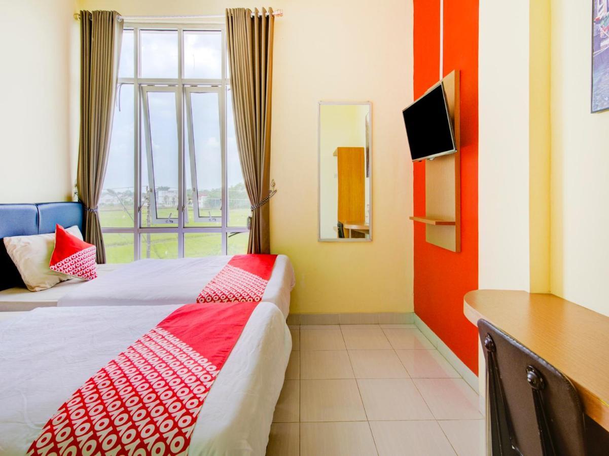 Oyo 3746 Double Tree Guesthouse Purwokerto Esterno foto