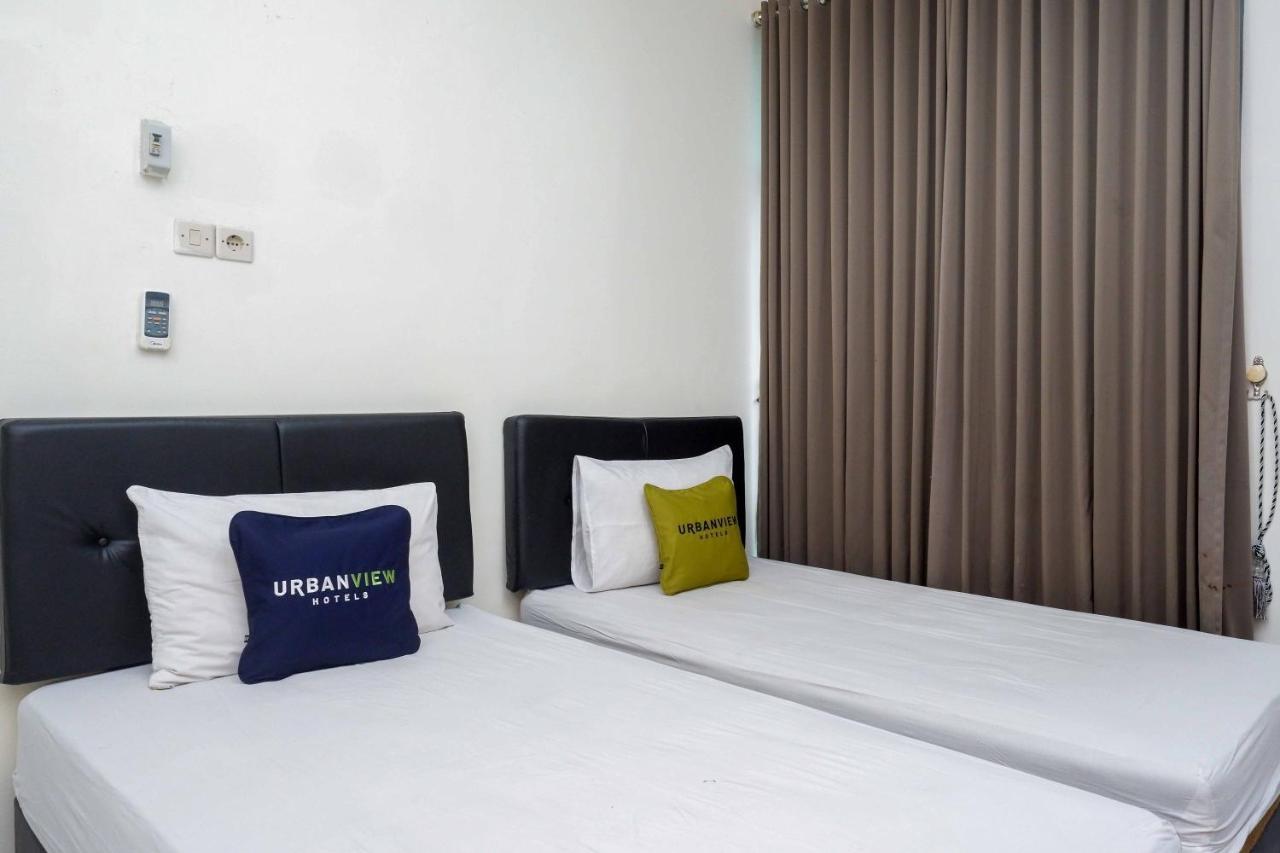 Oyo 3746 Double Tree Guesthouse Purwokerto Esterno foto